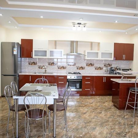 Затишна оселя Apartment Mizhhirya  Екстериор снимка
